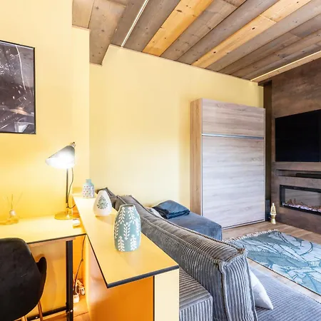 Appartement Avec Piscine & Terrasse Vue Montagne Annecy Exterior photo